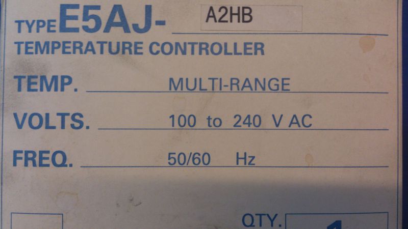 Omron Temperature Controller E5AJ-A2HB 100-240 VAC