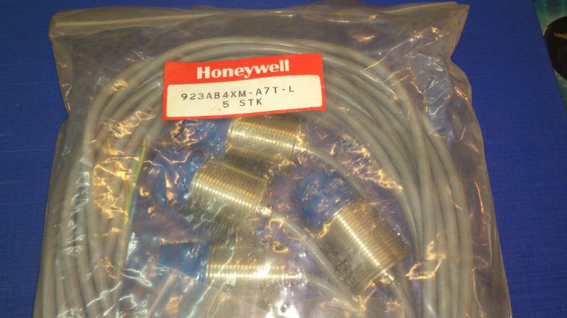 Honeywell 923AB4XM-A7T-L